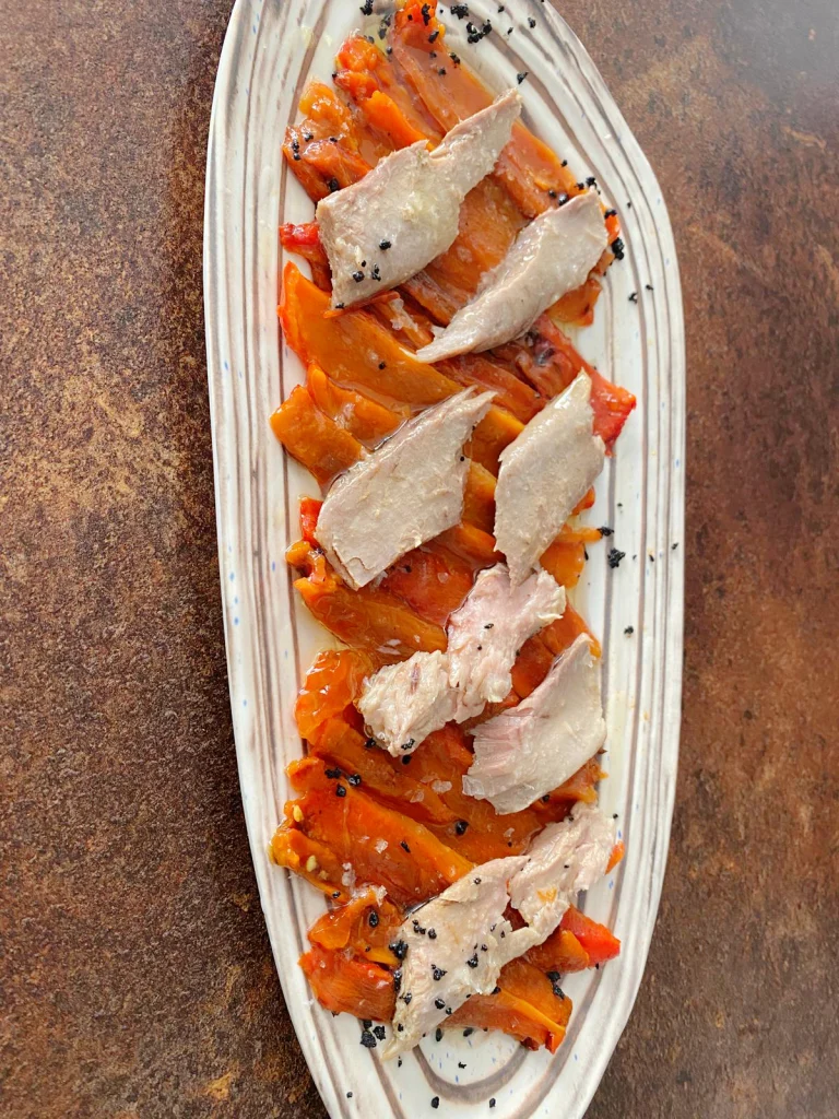 Ensalada pimientos asados con ventresca